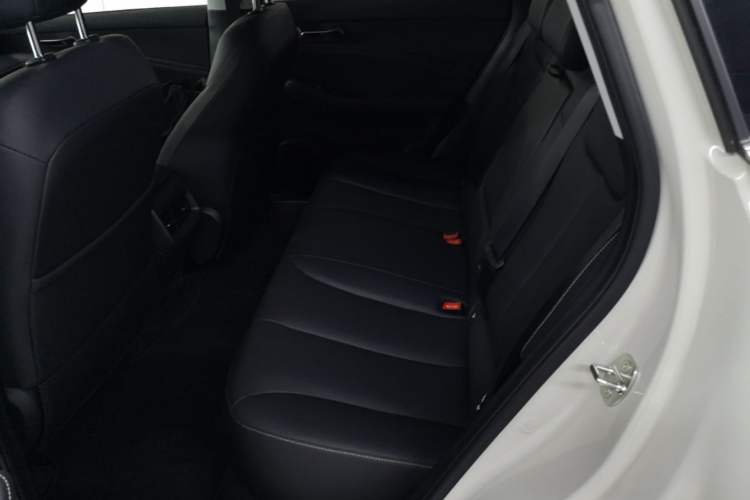 Used Baojun Yunhai 2024 140km Plug-in Hybrid Version Left Rear Seat