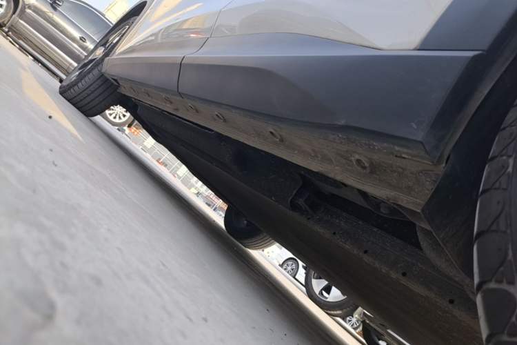 Used Baojun Yunhai 2024 600km Pure Electric Version Left Side Sill