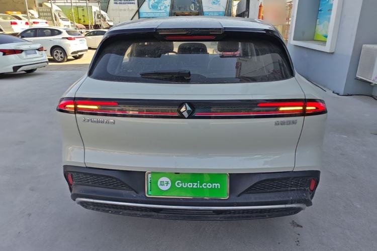 Used Baojun Yunhai 2024 140km Plug-in Hybrid Version Rear