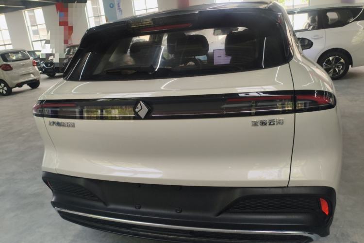 Used Baojun Yunhai 2024 140km Plug-in Hybrid Version Rear