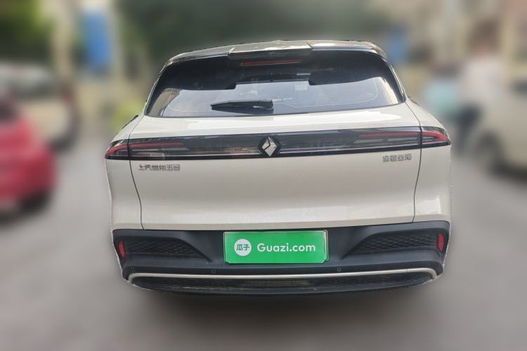 Used Baojun Yunhai 2024 600km Pure Electric Version Rear