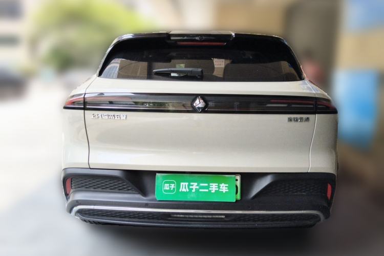 Used Baojun Yunhai 2024 140km Plug-in Hybrid Version Rear