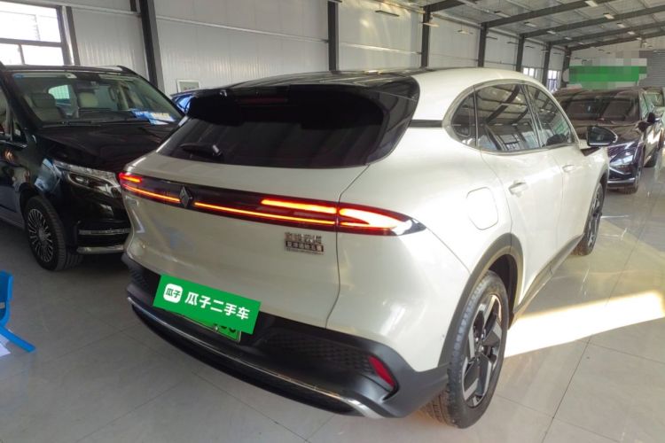 Used Baojun Yunhai 2024 140km Plug-in Hybrid Version Rear Right 45 Deg