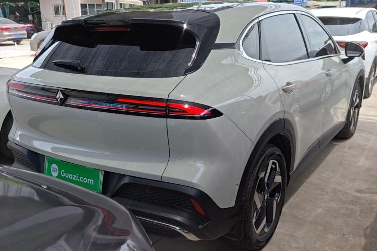 Used Baojun Yunhai 2024 600km Pure Electric Version Rear Right 45 Deg