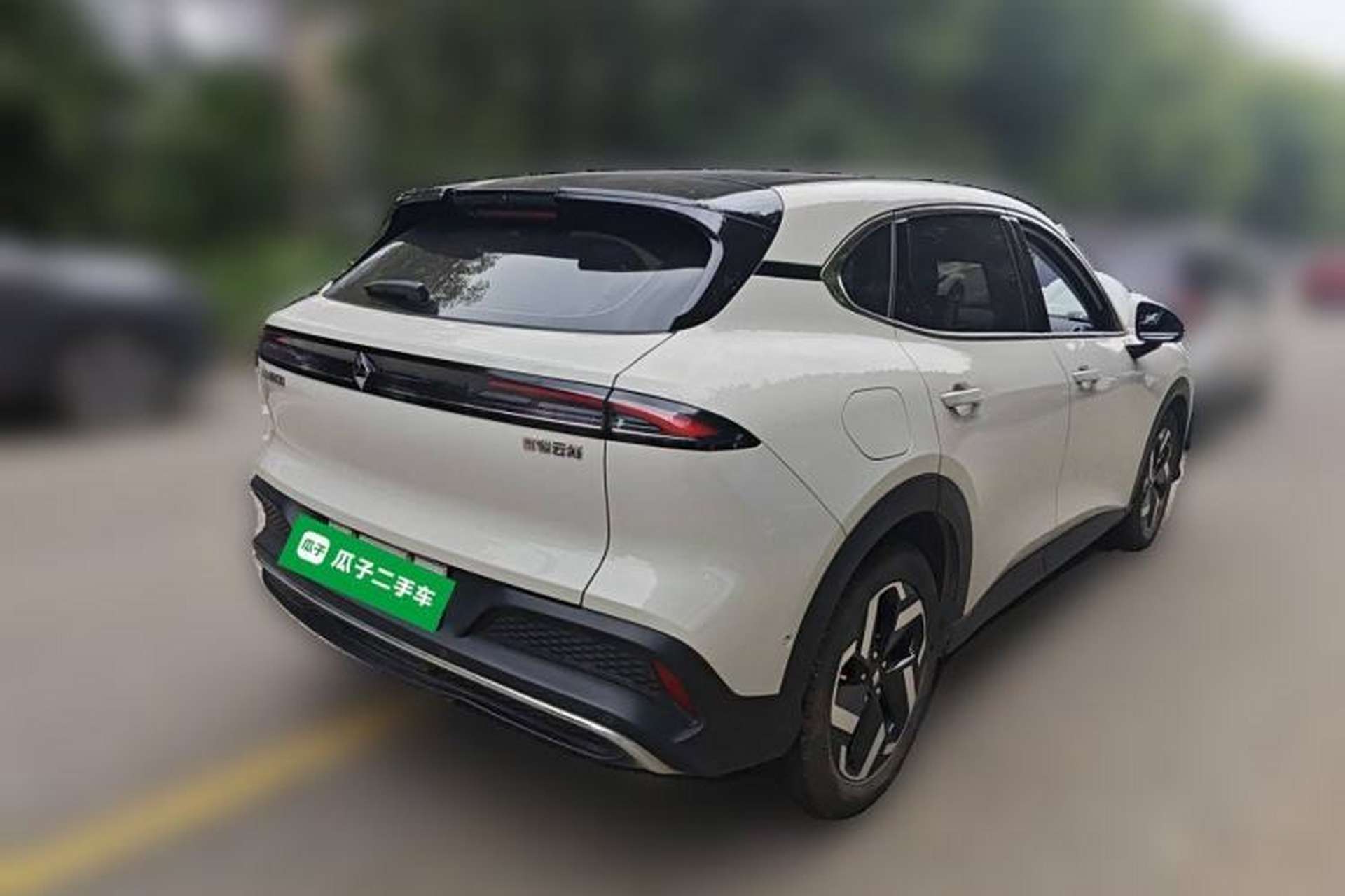 Used Baojun Yunhai 2024 140km Plug-in Hybrid Version Rear Right 45 Deg