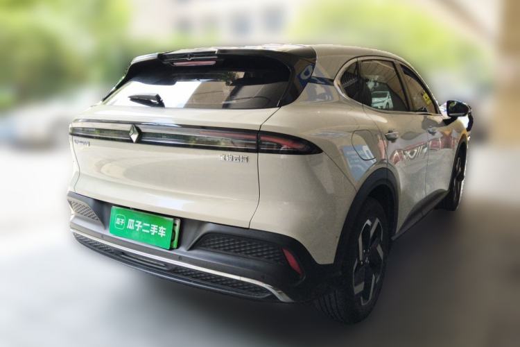 Used Baojun Yunhai 2024 140km Plug-in Hybrid Version Rear Right 45 Deg