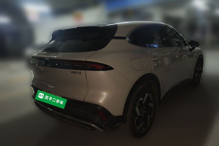 Used Baojun Yunhai 2024 140km Plug-in Hybrid Version Rear Right 45 Deg