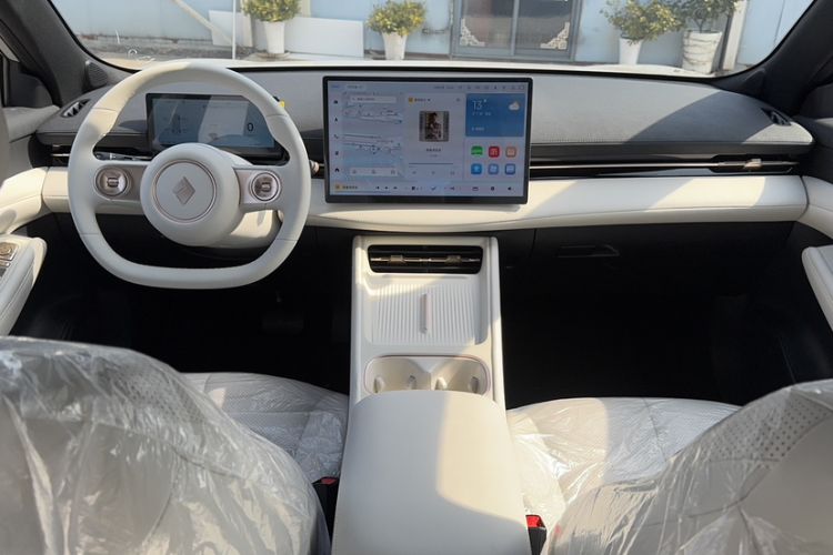 Used Baojun Yunhai 2024 500km Pure Electric Version Right Front Seat