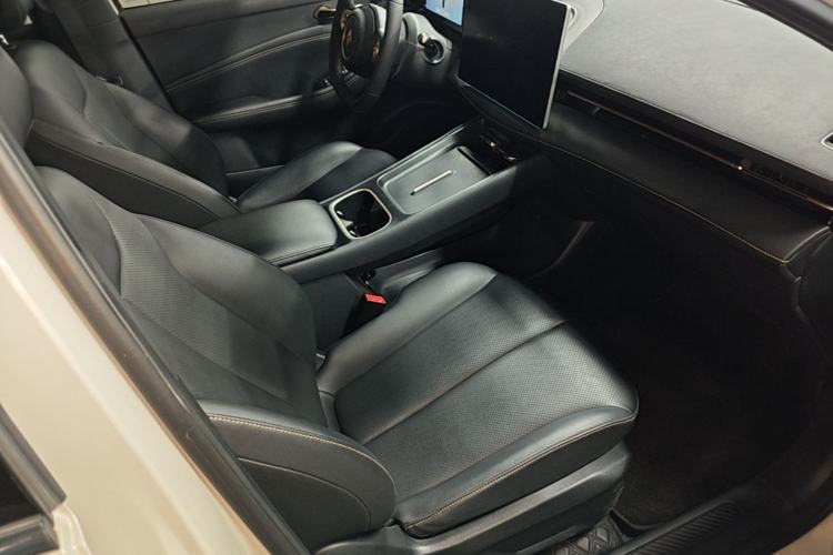Used Baojun Yunhai 2024 600km Pure Electric Version Right Front Seat