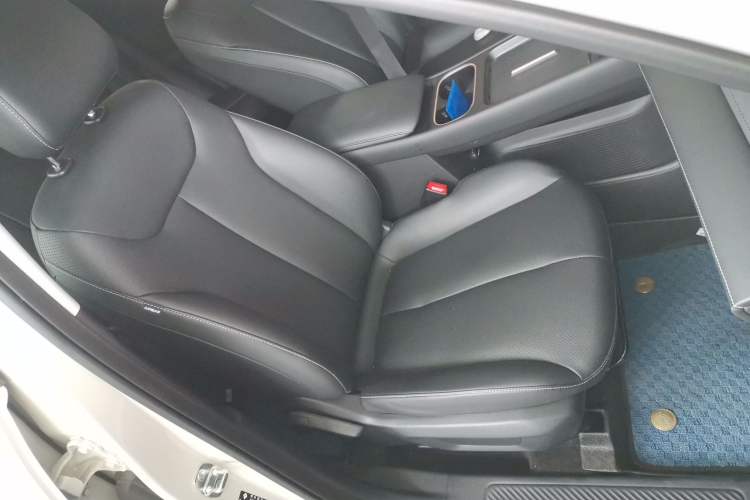 Used Baojun Yunhai 2024 600km Pure Electric Version Right Front Seat