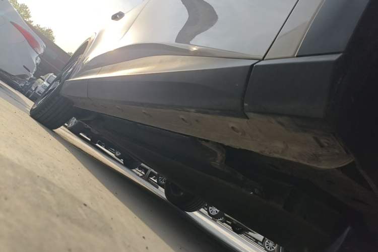 Used Baojun Yunhai 2024 600km Pure Electric Version Right Side Sill