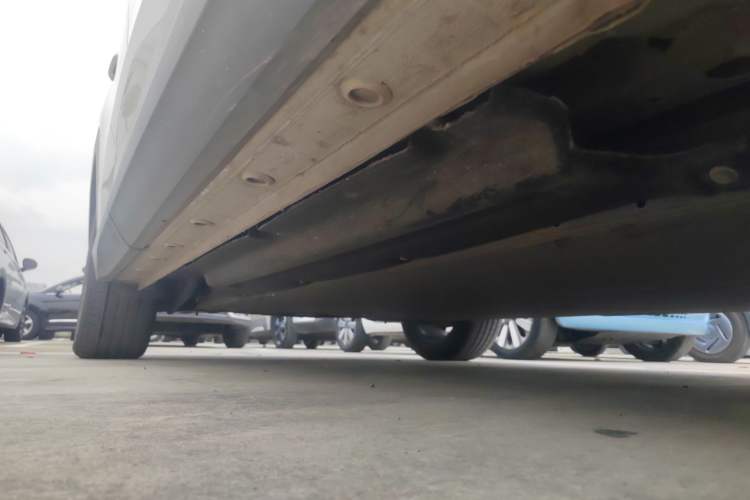 Used Baojun Yunhai 2024 600km Pure Electric Version Right Side Sill
