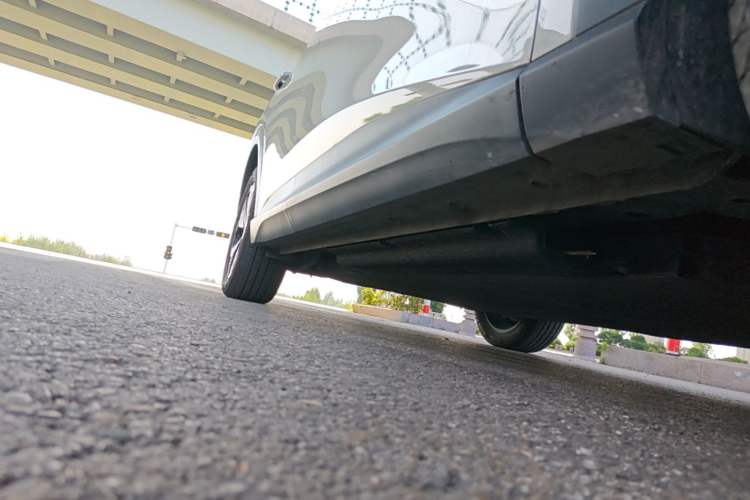 Used Baojun Yunhai 2024 600km Pure Electric Version Right Side Sill