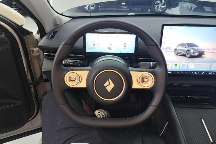 Used Baojun Yunhai 2024 140km Plug-in Hybrid Version Steering Wheel