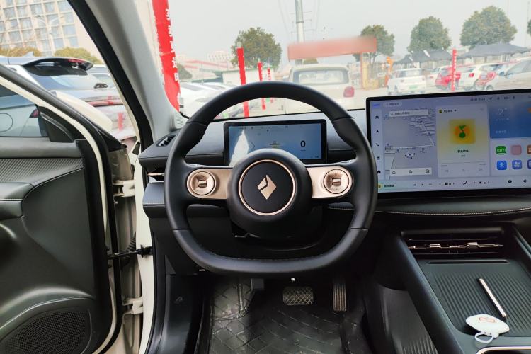 Used Baojun Yunhai 2024 140km Plug-in Hybrid Version Steering Wheel