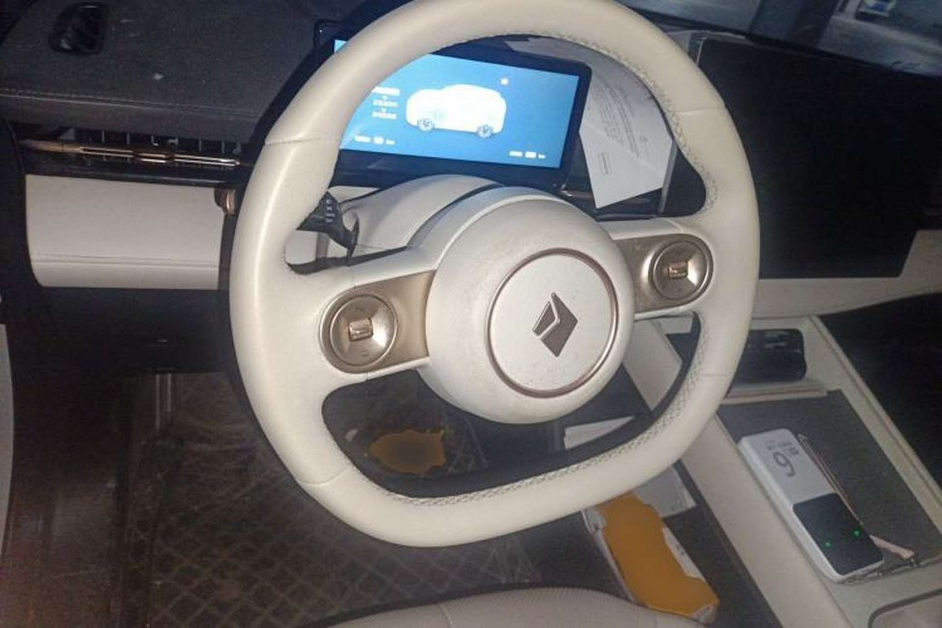 Used Baojun Yunhai 2024 140km Plug-in Hybrid Version Steering Wheel