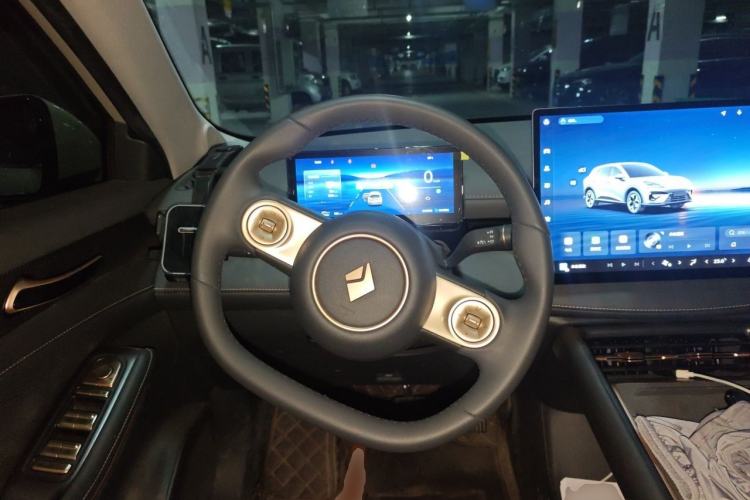 Used Baojun Yunhai 2024 140km Plug-in Hybrid Version Steering Wheel