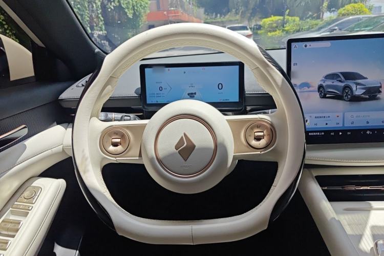 Used Baojun Yunhai 2024 600km Pure Electric Version Steering Wheel