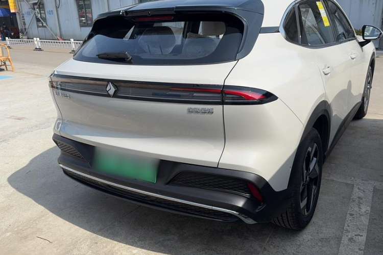 Used Baojun Yunhai 2024 500km Pure Electric Version Trunk