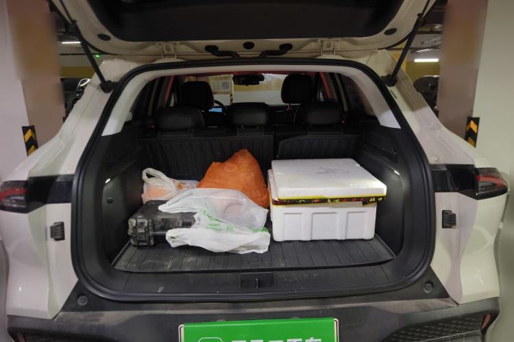 Used Baojun Yunhai 2024 600km Pure Electric Version Trunk