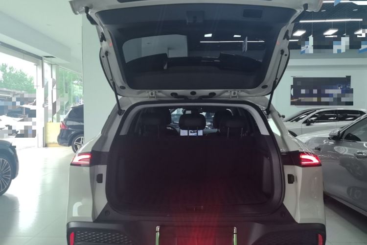 Used Baojun Yunhai 2024 500km Pure Electric Version Trunk