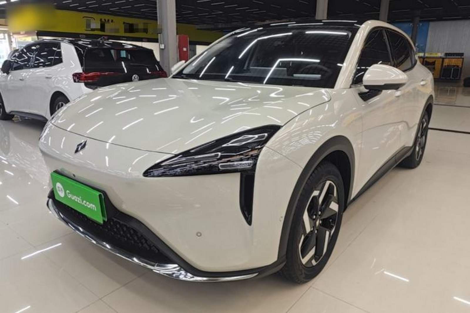 Фото Baojun с площадки
