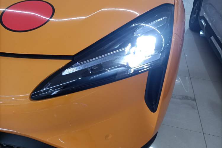 Used Baojun Yunhai 2024 500km Pure Electric Version Left Front Headlight