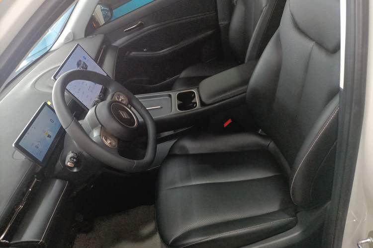 Used Baojun Yunhai 2024 500km Pure Electric Version Left Front Seat