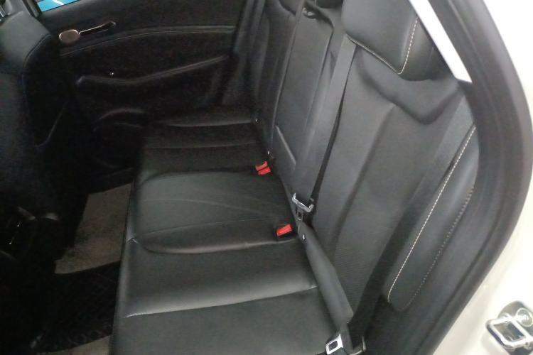 Used Baojun Yunhai 2024 500km Pure Electric Version Left Rear Seat