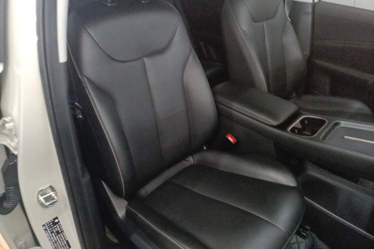 Used Baojun Yunhai 2024 500km Pure Electric Version Right Front Seat