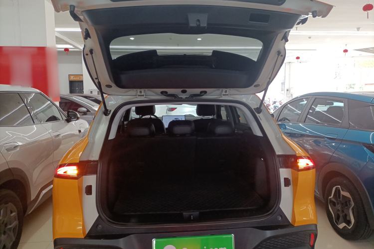 Used Baojun Yunhai 2024 500km Pure Electric Version Trunk