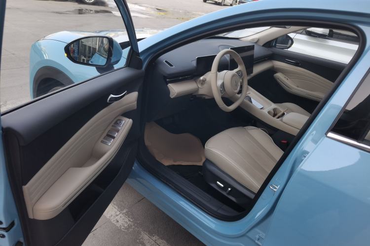Used Baojun Yunhai 2025 Model 500km Pure Electric Travel Edition Driver Seat