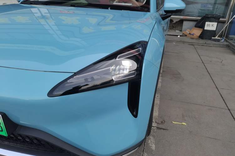 Used Baojun Yunhai 2025 Model 500km Pure Electric Travel Edition Left Front Headlight
