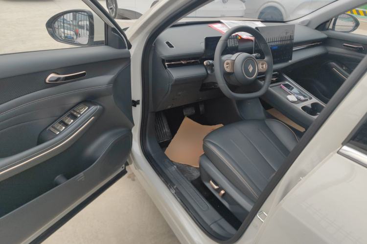 Used Baojun Yunhai 2025 Model 500km Pure Electric Travel Edition Driver Seat