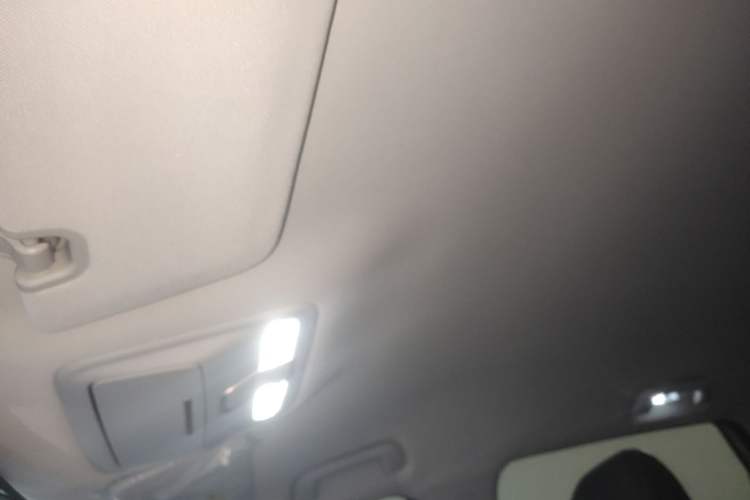 Used Baojun Yunhai 2025 Model 500km Pure Electric Travel Edition Headliner