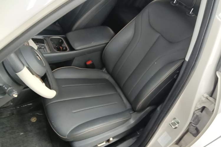 Used Baojun Yunhai 2025 Model 500km Pure Electric Travel Edition Left Front Seat