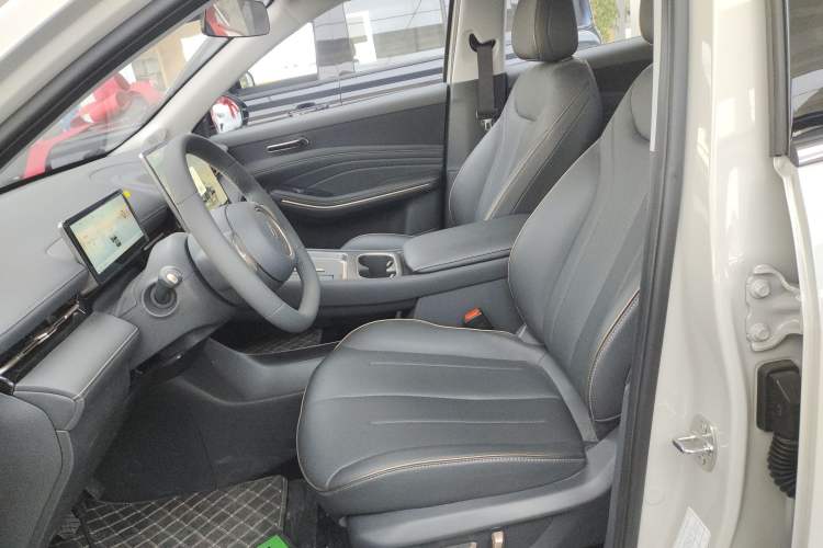 Used Baojun Yunhai 2025 Model 500km Pure Electric Travel Edition Left Front Seat