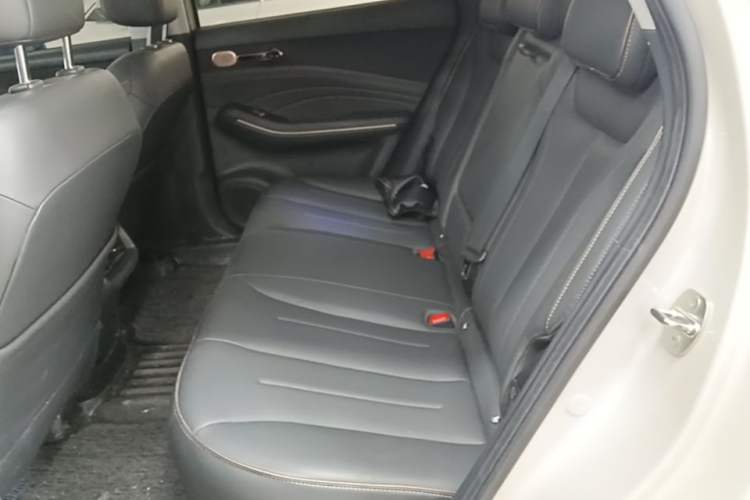 Used Baojun Yunhai 2025 Model 500km Pure Electric Travel Edition Left Rear Seat