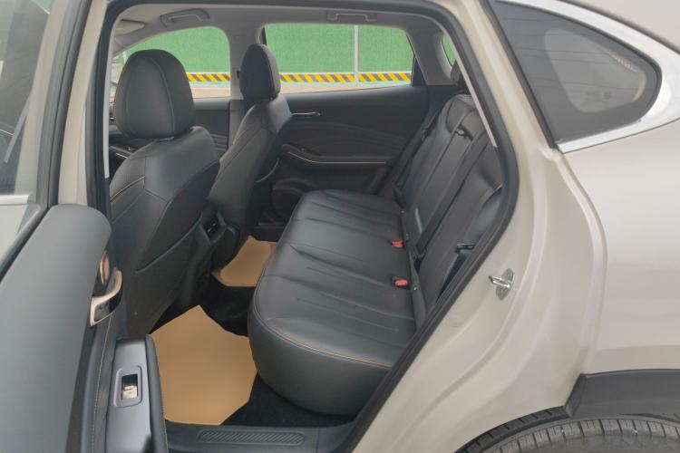 Used Baojun Yunhai 2025 Model 500km Pure Electric Travel Edition Left Rear Seat