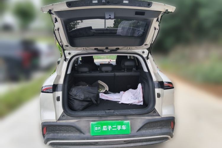 Used Baojun Yunhai 2025 Model 500km Pure Electric Travel Edition Trunk