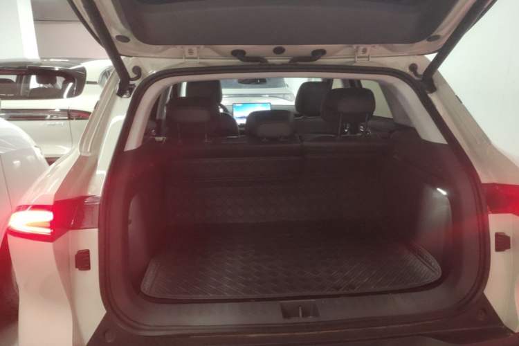 Used Baojun Yunhai 2025 Model 500km Pure Electric Travel Edition Trunk