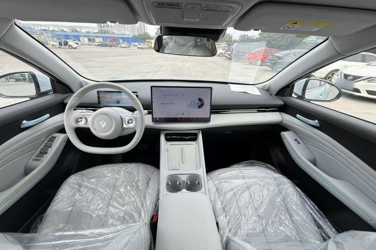 Used Baojun Yunhai 2026 Model 500km Pure Electric Elegant Edition Interior 4