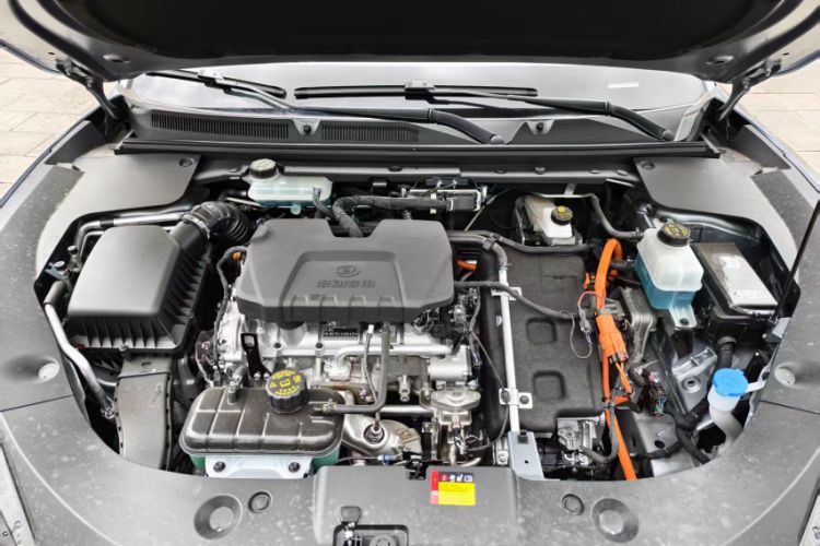 Used Baojun Yunhai 2026 Model 140km Plug-in Hybrid Standard Edition Exterior 11