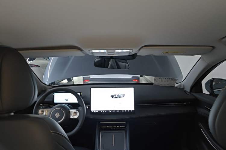 Used Baojun Yunhai 2026 Model 140km Plug-in Hybrid Standard Edition Headliner