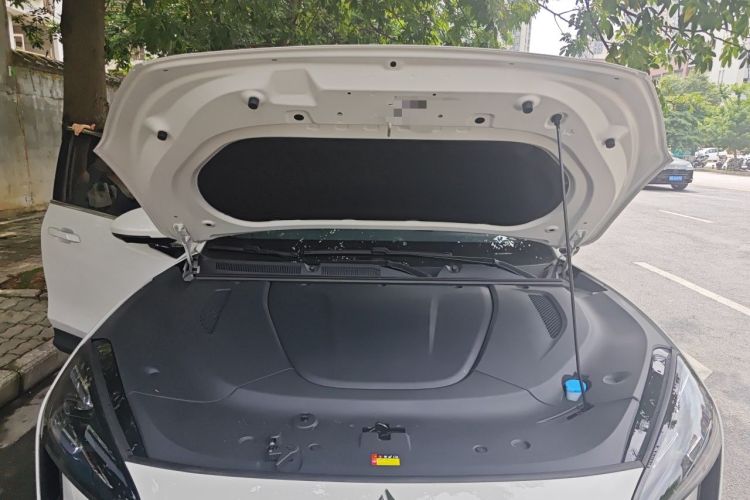 Used Baojun Yunhai 2026 Model 600km Pure Electric Standard Edition Engine Bay