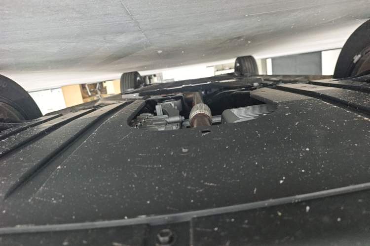 Used Baojun Yunhai 2026 Model 140km Plug-in Hybrid Standard Edition Chassis Front