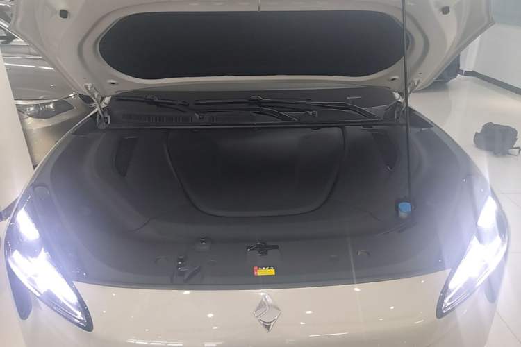 Used Baojun Yunhai 2026 Model 500km Pure Electric Standard Edition Engine Bay