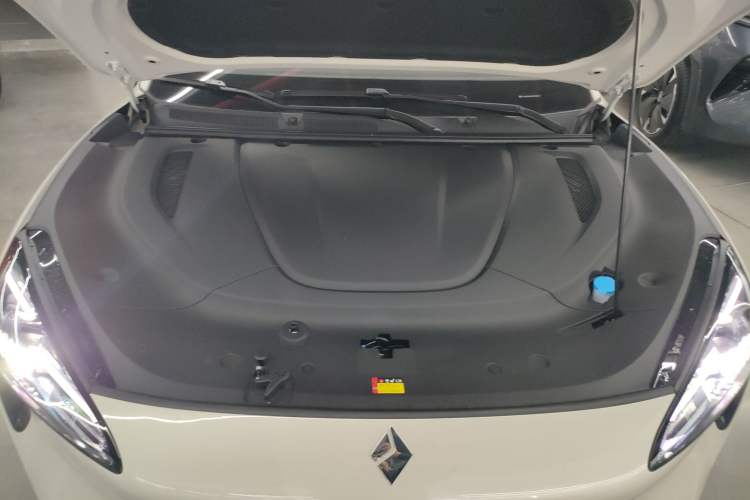 Used Baojun Yunhai 2026 Model 500km Pure Electric Standard Edition Engine Bay