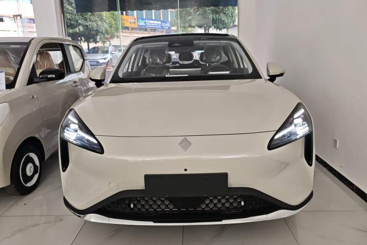 Used Baojun Yunhai 2026 Model 600km Pure Electric Standard Edition Exterior 1