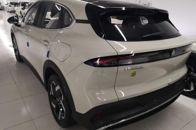 Used Baojun Yunhai 2026 Model 140km Plug-in Hybrid Standard Edition Exterior 2